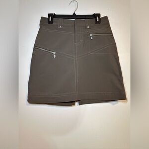 Athleta green utility skork skirt pockets outdoor hiking activewear size 4